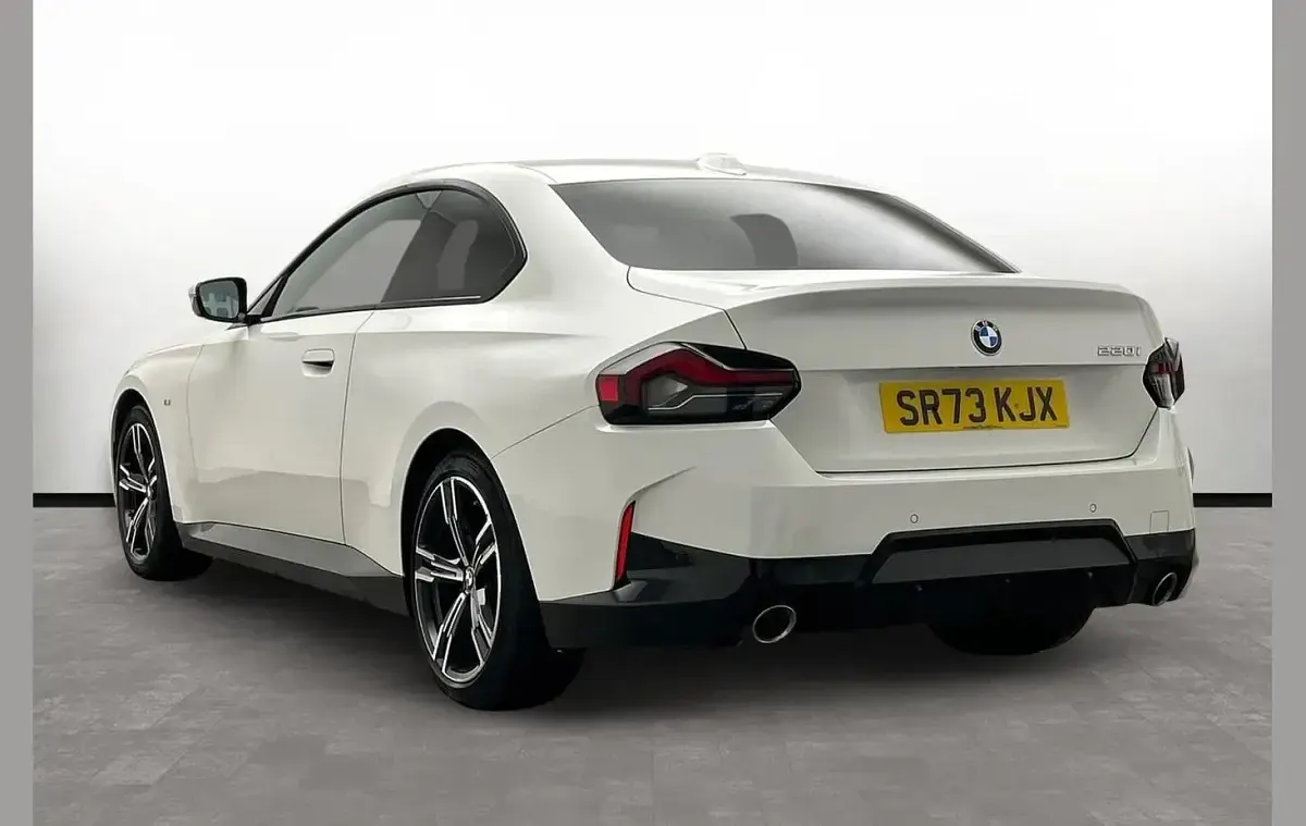 Used BMW 220 M Sport 181 HP (133 kW) 2023 White Coupe