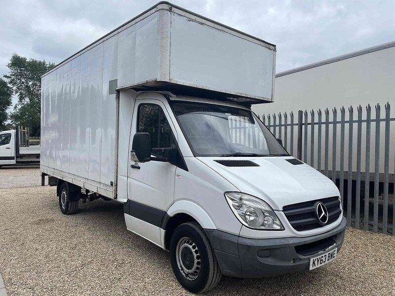 White Used 2013 Mercedes Sprinter Van | £4,995 (Fair price) - Image 1/4