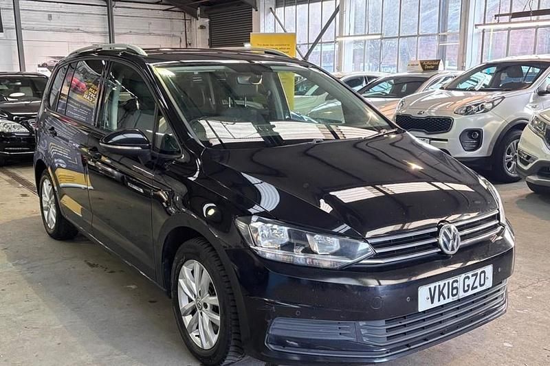 Used VW Touran SE 2016 Black MPV