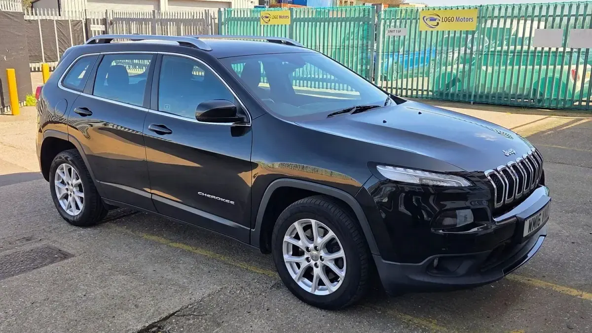 Usado Jeep Cherokee Longitude 140 CV (102 kW) 2016 Negro SUV