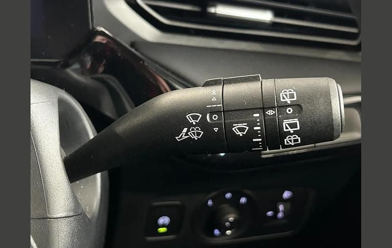 Used MG MG3 SE 116 HP (85 kW) 2025 White Hatchback