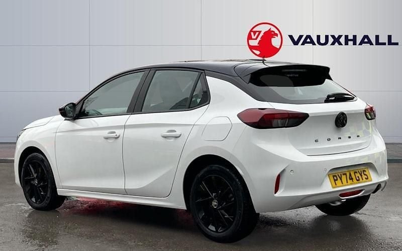 Used Vauxhall Corsa 101 HP (74 kW) 2024 White Hatchback