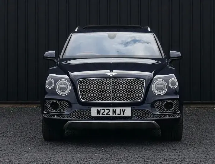 Used Bentley Bentayga 608 HP (447 kW) 2016 Blue SUV