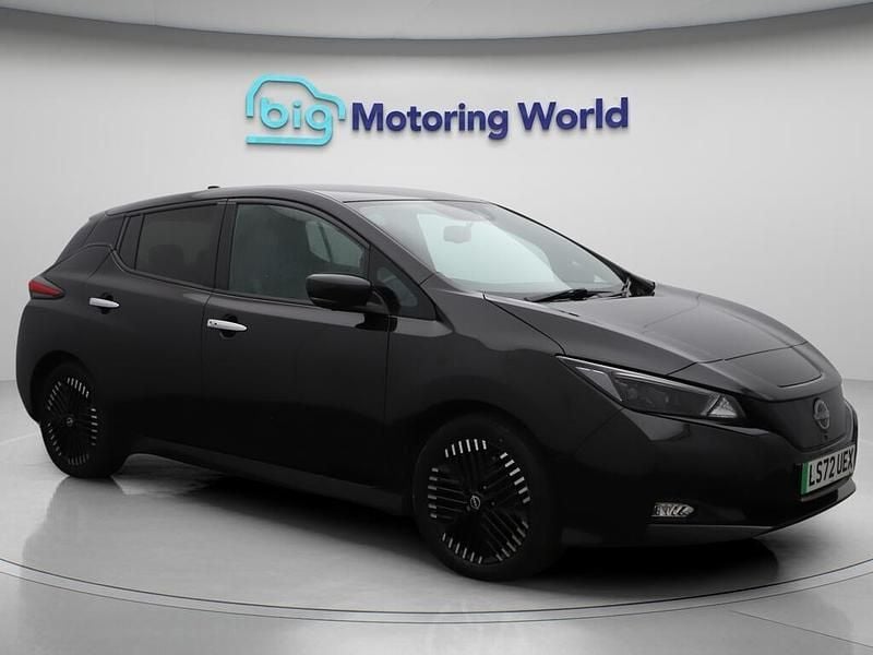 Black Used 2022 Nissan Leaf Tekna Hatchback | £9,500 (Fair price) - Image 1/4