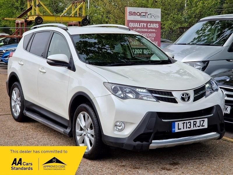 White Used 2013 Toyota RAV4 SUV | £9,995 (A bit pricey) - Image 1/4