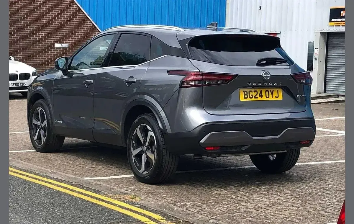 Used Nissan Qashqai N-Connecta 190 HP (139 kW) 2024 Grey SUV