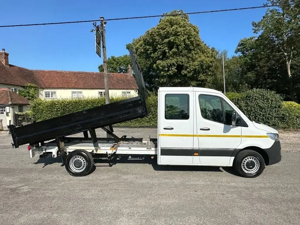 Usado Mercedes Sprinter 143 HP (105 kW) 2021 Branco Van