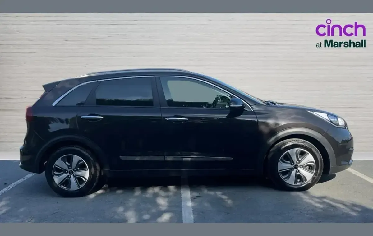 Used Kia Niro 141 HP (103 kW) 2019 Brown SUV