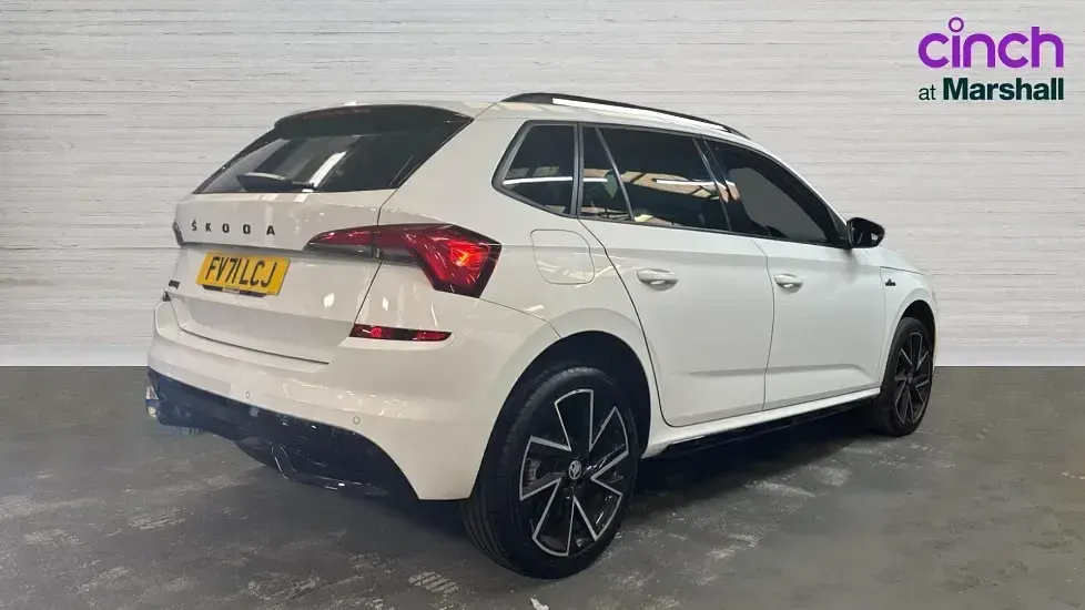Used Skoda Kamiq Monte Carlo 150 HP (110 kW) 2021 White SUV