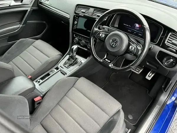 Used VW Golf VII R 300 HP (220 kW) 2019 Blue Hatchback
