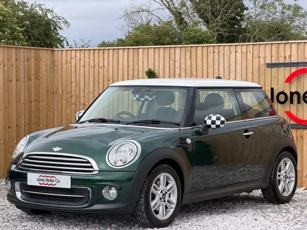 Used Mini Cooper Hatch 122 HP (89 kW) 2014 Green Hatchback