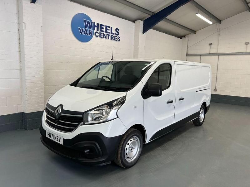 White Used 2021 Renault Trafic Business Van | £12,697 (Good price) - Image 1/4