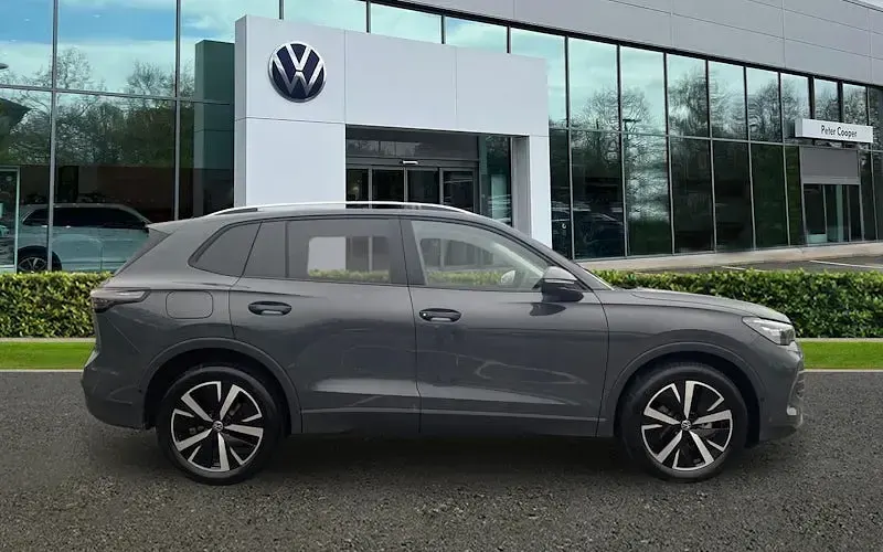 Used VW Tiguan Match 150 HP (110 kW) 2025 Grey SUV