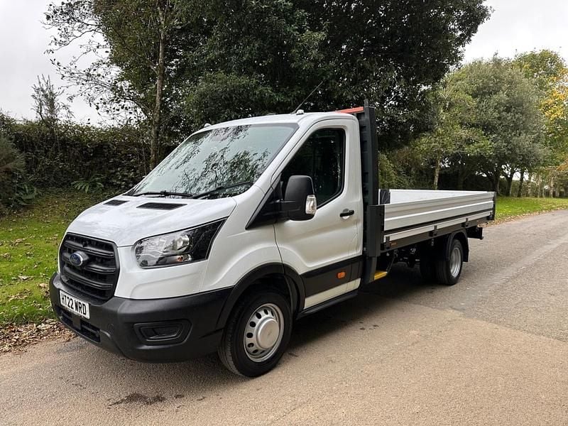 White Used 2022 Ford Transit Pickup | £18,950 (Fair price) - Image 1/4