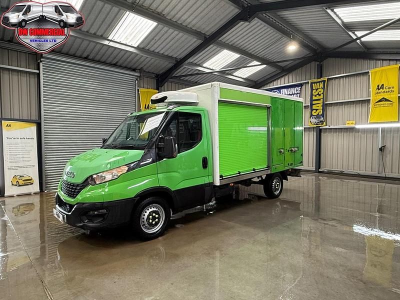 Used Iveco Daily 140 HP (102 kW) 2020 Green Cabriolet