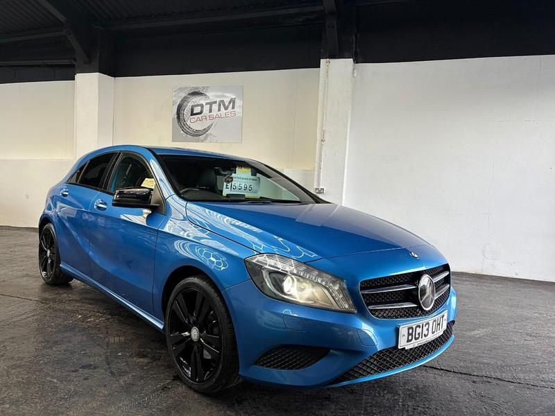 Used Mercedes A200 2013 Blue Hatchback