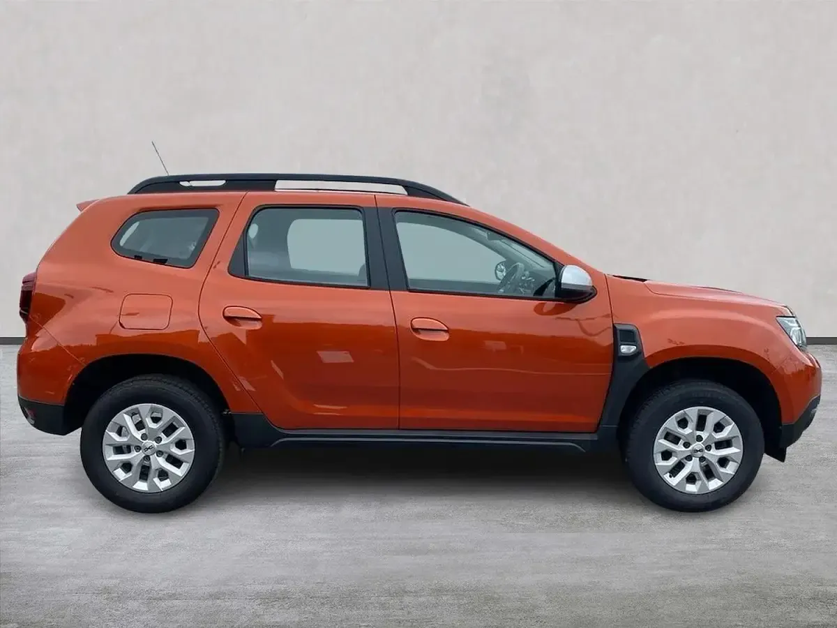 Used Dacia Duster Expression 90 HP (66 kW) 2023 Orange SUV