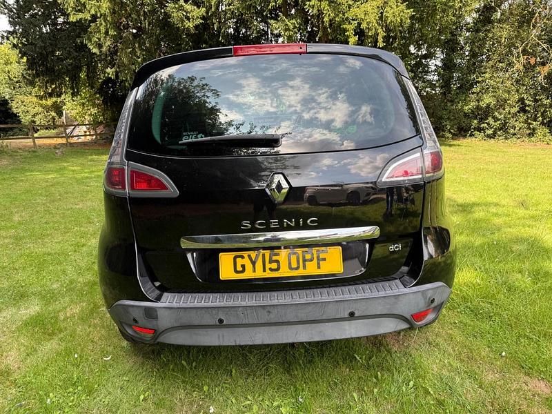 Used Renault Scénic III Dynamique 110 HP (80 kW) 2015 Black MPV