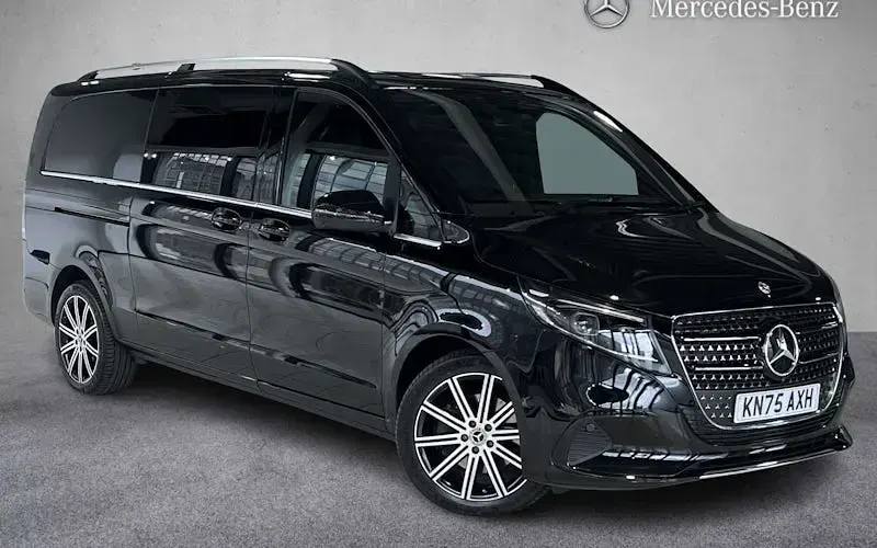Used Mercedes V300 Premium 237 HP (174 kW) 2025 MPV