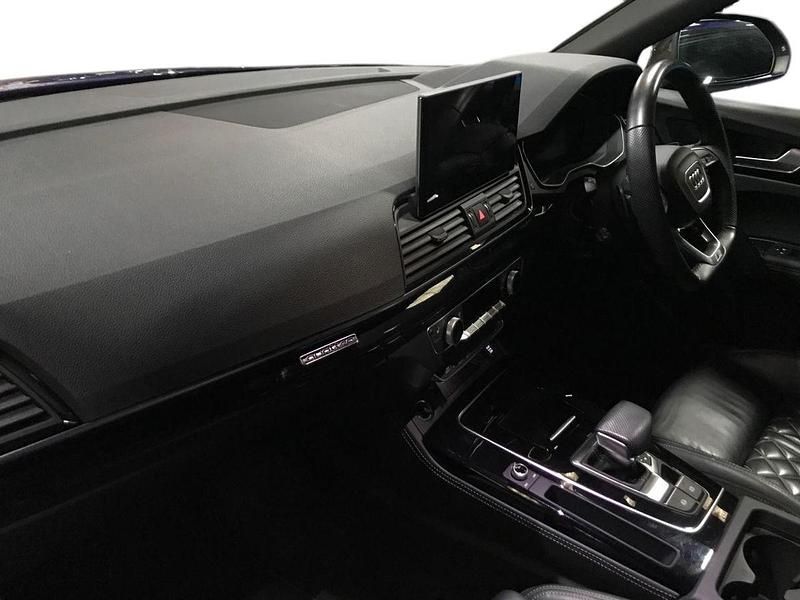 Used Audi Q5 Comfort 201 HP (147 kW) 2022 Blue SUV