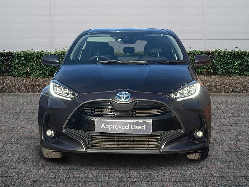 Used Toyota Yaris Hybrid Design 2023 Grey Hatchback