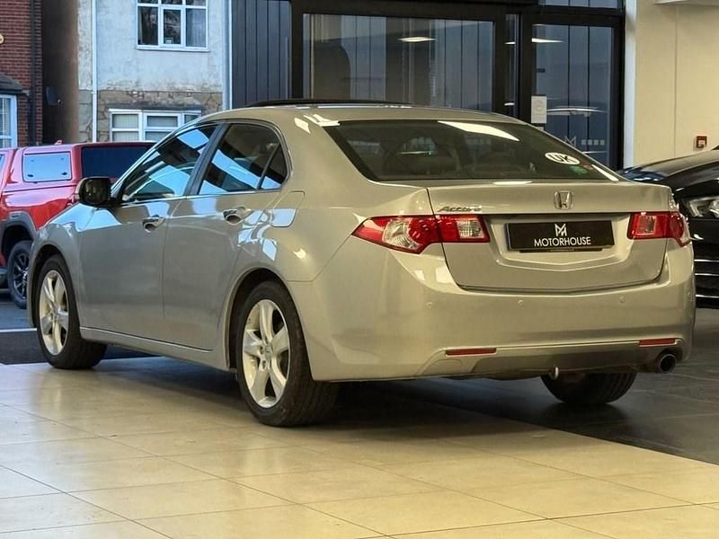 Used Honda Accord EX 156 HP (114 kW) 2011 Silver Sedan