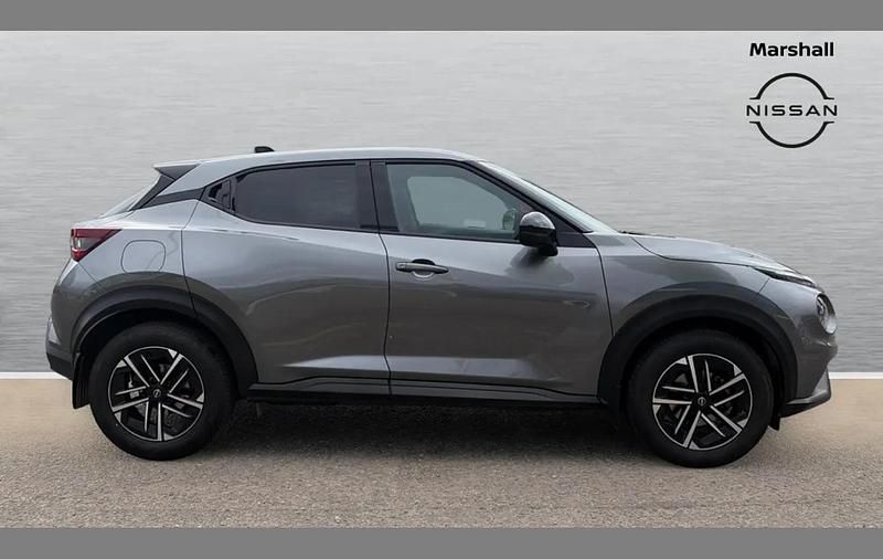 Used Nissan Juke N-Connecta 114 HP (83 kW) 2024 Grey SUV