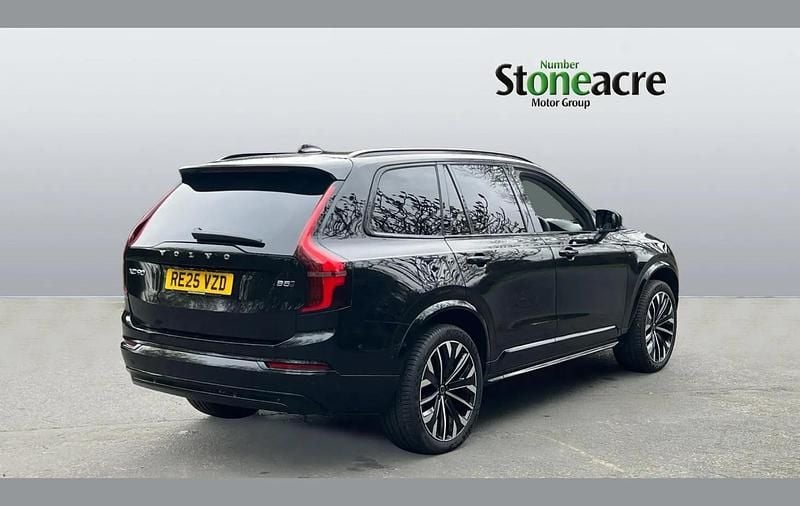 Used Volvo XC90 Ultra 250 HP (183 kW) 2025 Black SUV