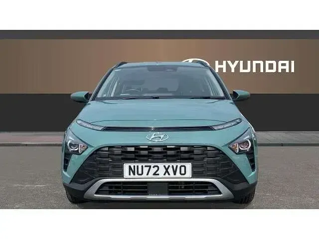 Usado Hyundai Bayon SE 100 HP (73 kW) 2022 Verde SUV