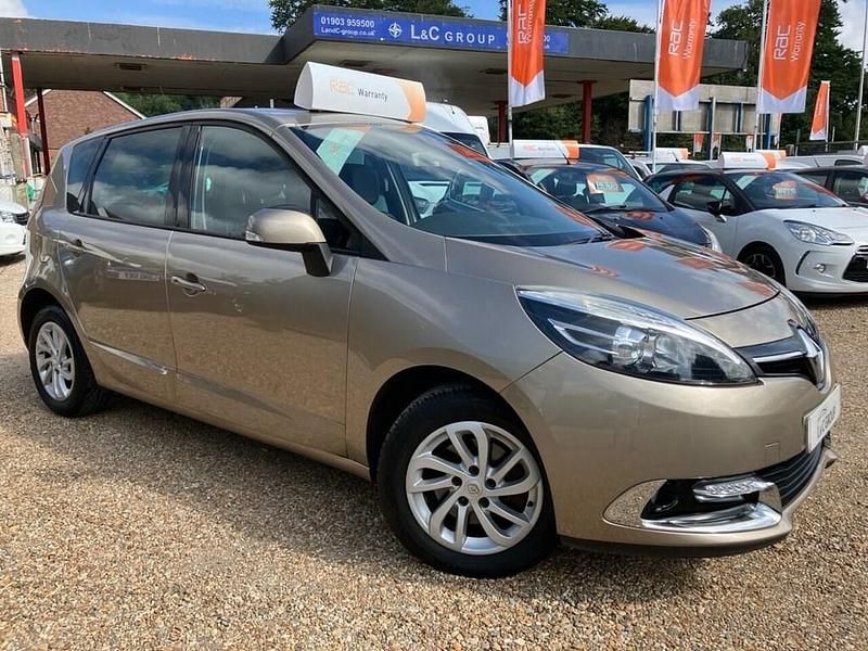 Beige Used 2014 Renault Scénic III Dynamique MPV | £6,290 (Fair price) - Image 1/4