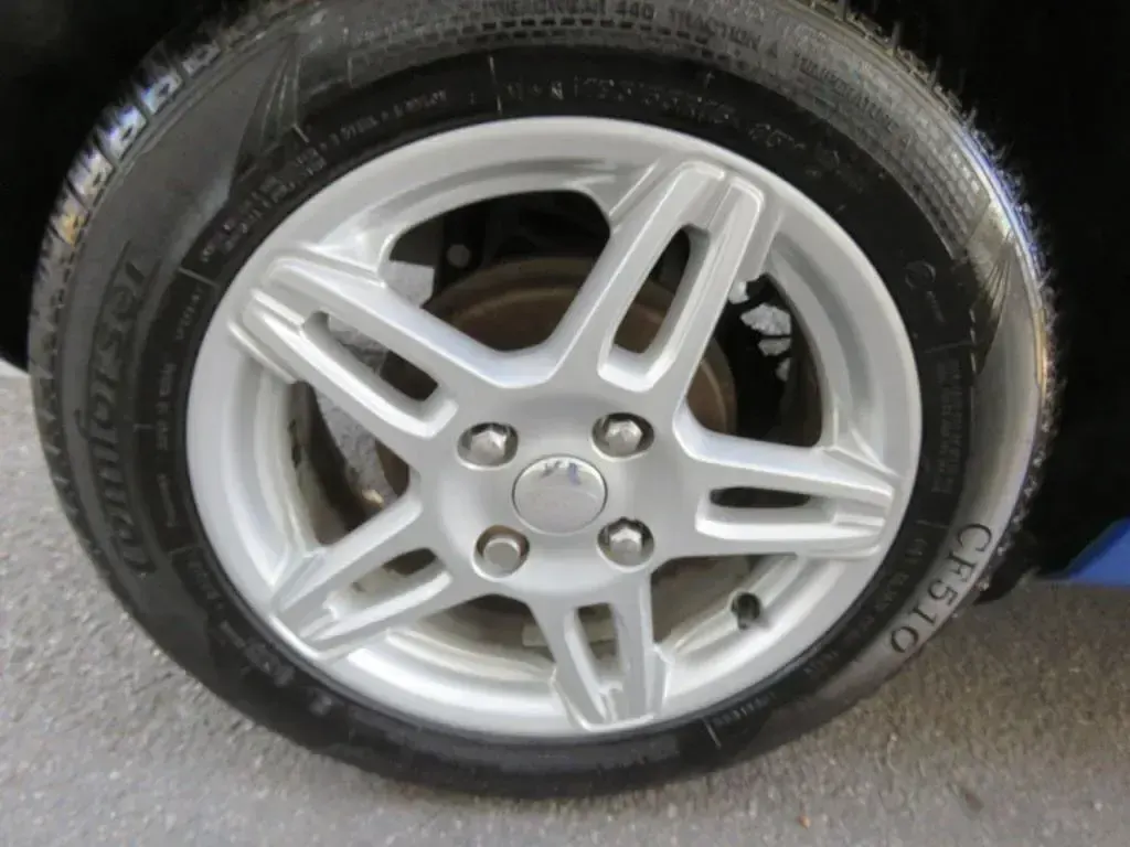 Used Ford Fiesta Zetec 2013 Blue Hatchback