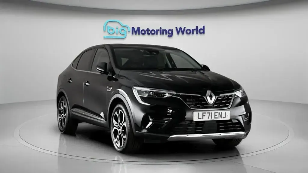 Used Renault Arkana Version S 145 HP (106 kW) 2021 Black SUV