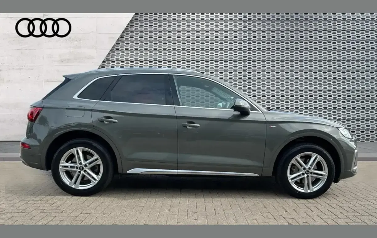 Used Audi Q5 S-Line 265 HP (194 kW) 2023 Grey SUV