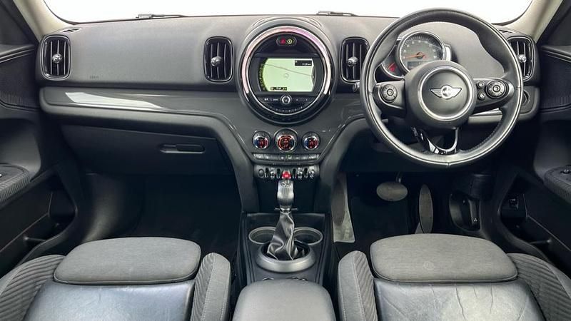 Usado Mini Cooper Countryman 136 HP (100 kW) 2018 Azul SUV