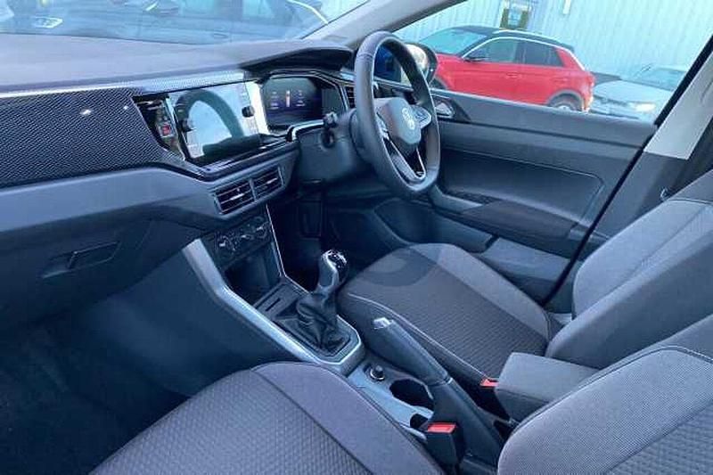 Used VW Taigo Life 95 HP (69 kW) 2025 Blue SUV