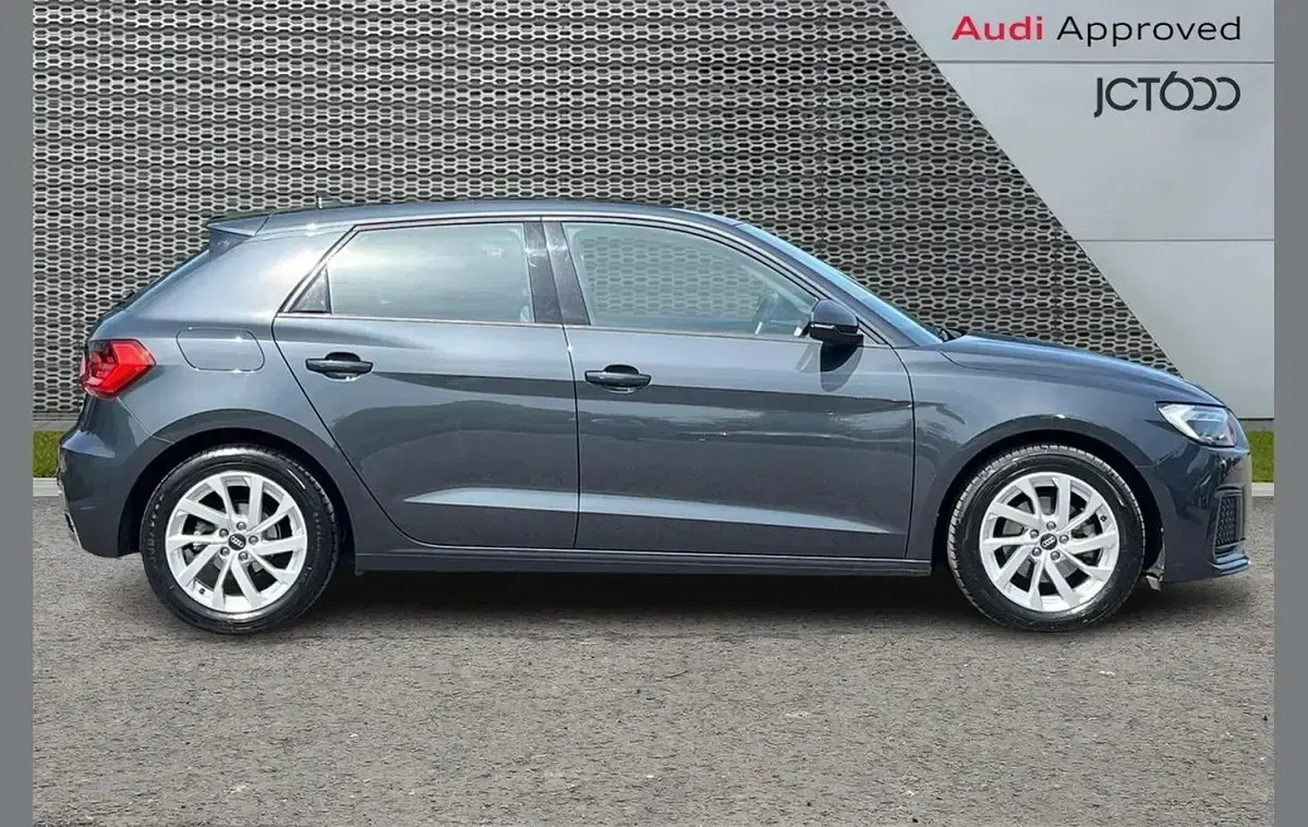 Used Audi A1 Sport 108 HP (79 kW) 2022 Grey SUV