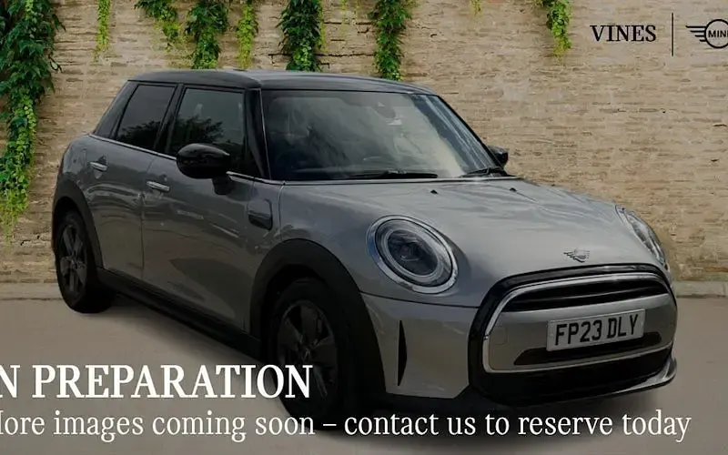 Used Mini Cooper Classic 136 HP (100 kW) 2022 Hatchback