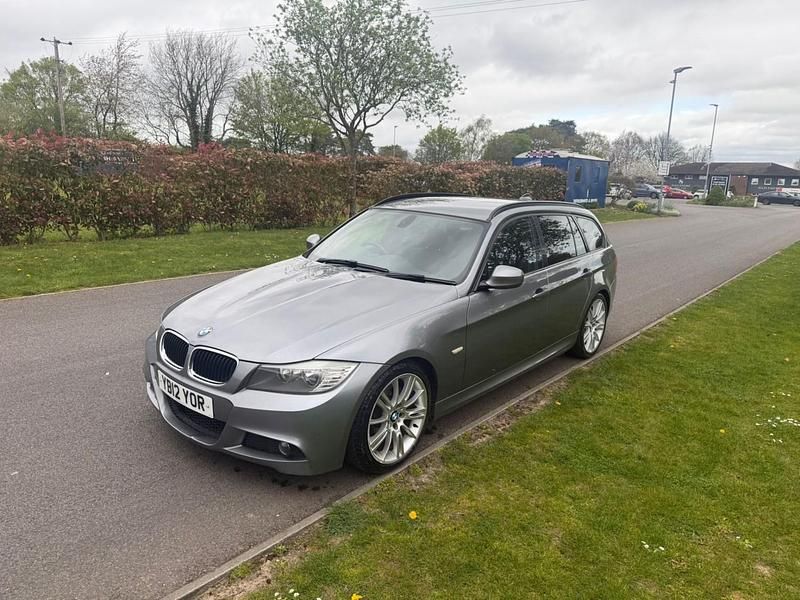 Begagnad BMW 320 M Sport 2012 Grå Kombi