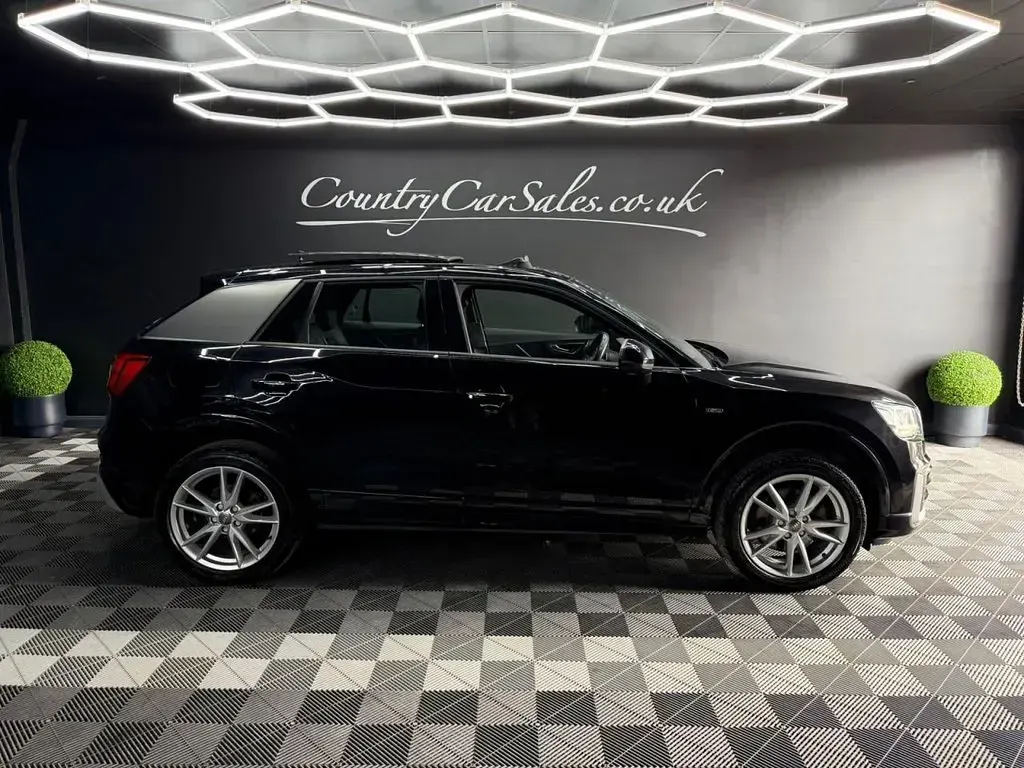 Used Audi Q2 S-Line 150 HP (110 kW) 2018 Black SUV