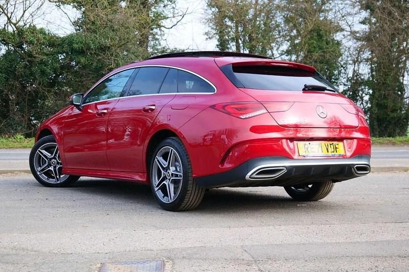 Used Mercedes CLA250e Shooting Brake AMG line 218 HP (160 kW) 2021 Red Estate