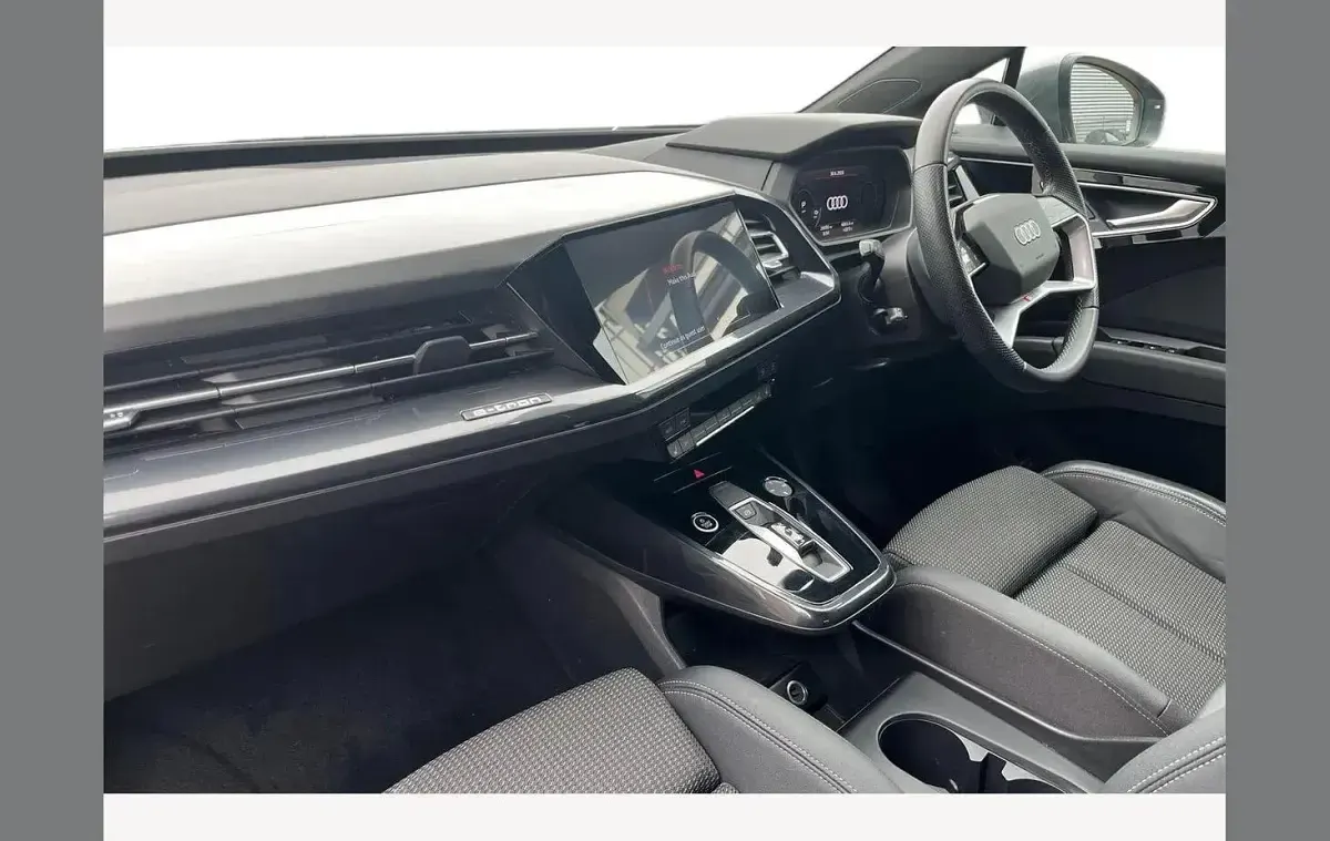 Used Audi Q4 e-tron S-Line 150 kW (204 HP) 2023 Grey SUV