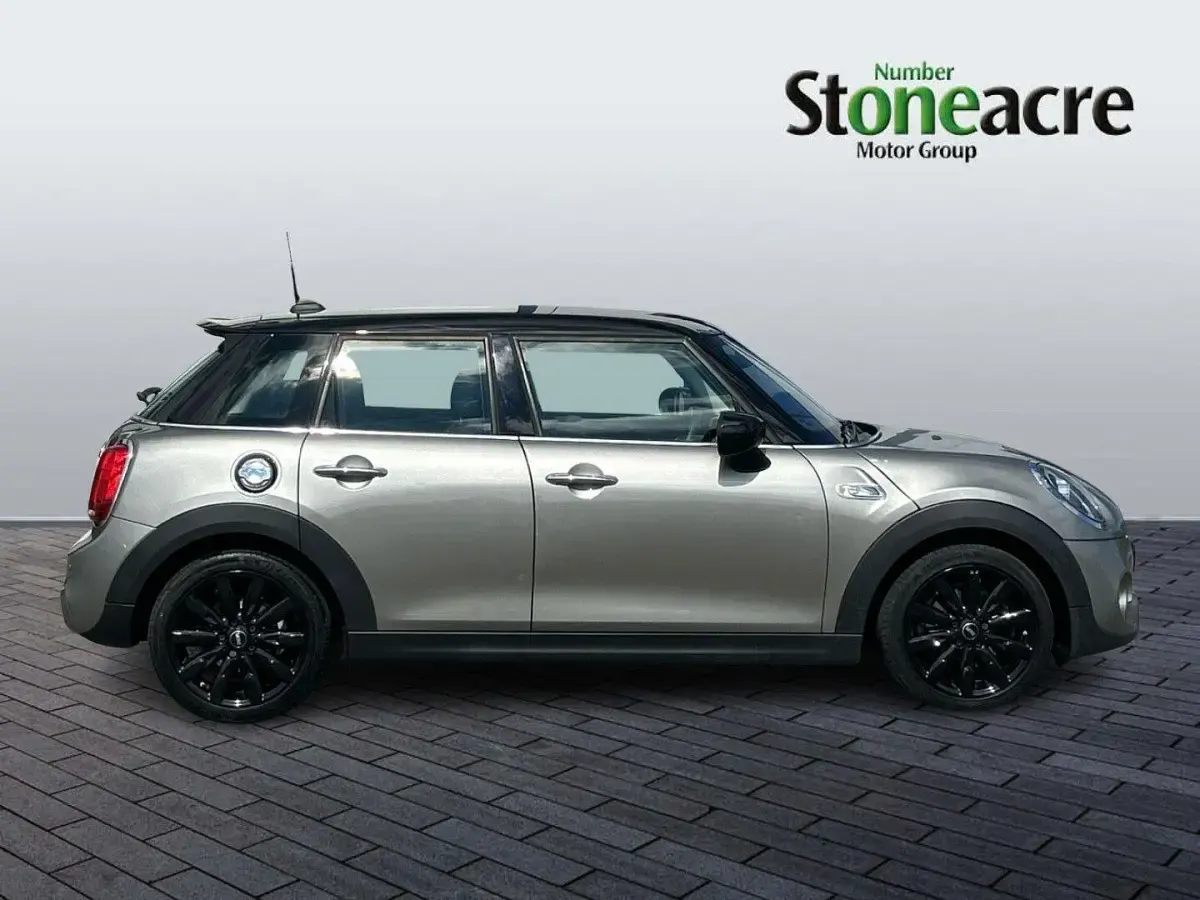 Used Mini Cooper S Exclusive 2019 Silver Hatchback