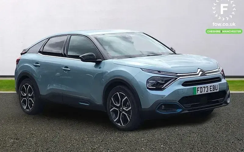 Usado Citroën e-C4 Shine 100 kW (136 CV) 2023 Utilitario