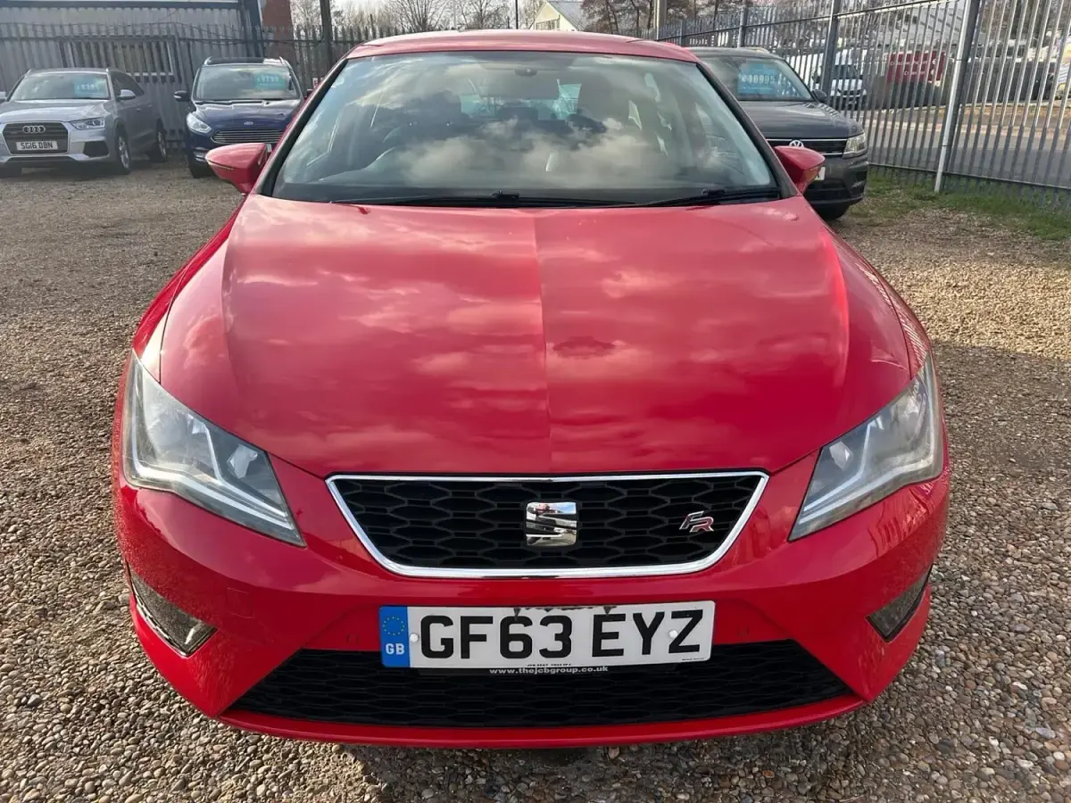 Second-hand Seat Leon FR 180 CP (132 kW) 2013 Roșu Hatchback