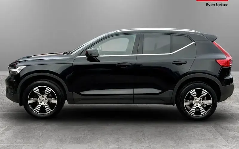 Used Volvo XC40 Inscription 163 HP (119 kW) 2021 Black SUV