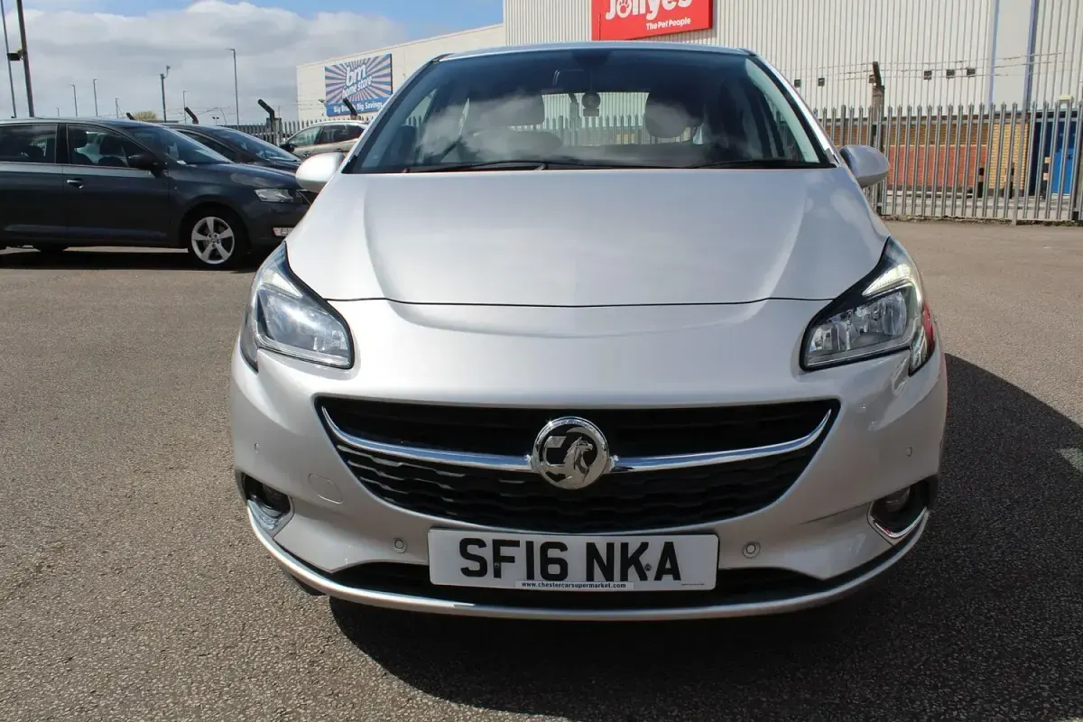 Used Vauxhall Corsa 90 HP (66 kW) 2016 Silver Hatchback