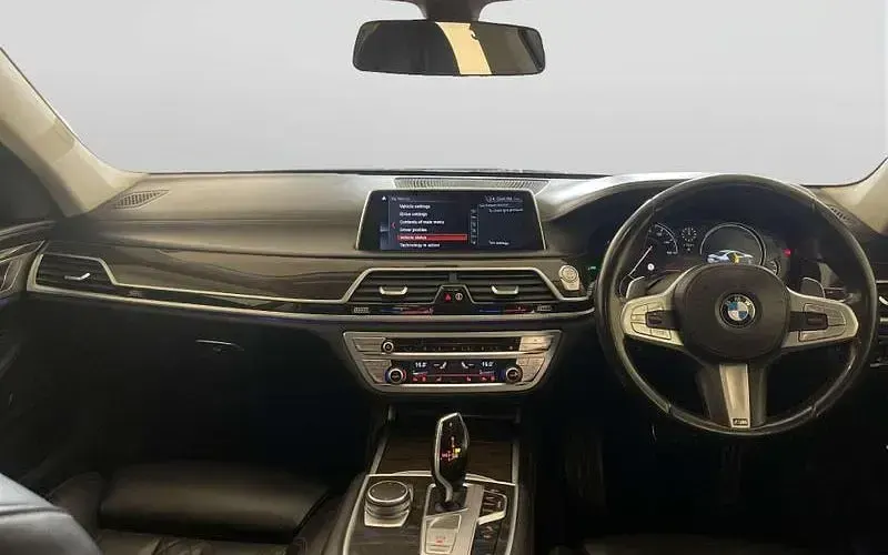 Used BMW 740 M Sport 320 HP (235 kW) 2019 Black Sedan