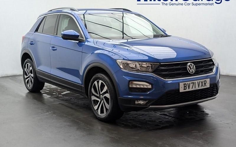 Blue Used 2021 VW T-Roc Active SUV | £16,250 (Fair price) - Image 1/4
