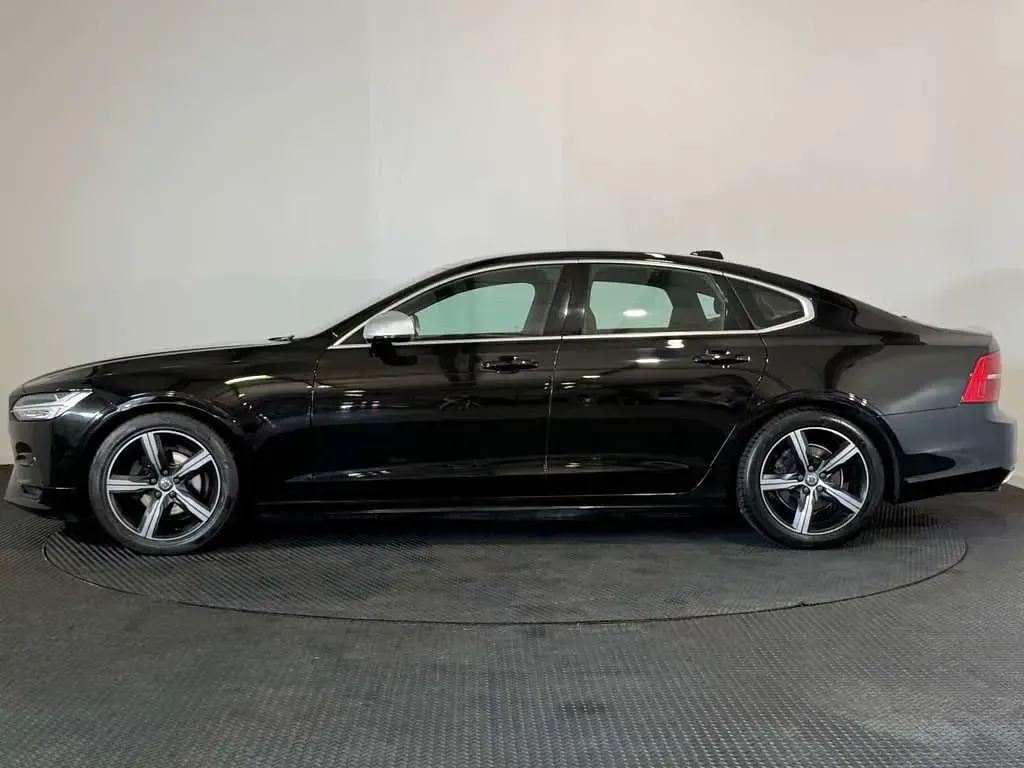 Used Volvo S90 R-Design 2019 Black Sedan