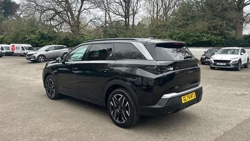 Used Peugeot 5008 GT 134 HP (98 kW) 2024 Black SUV